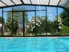 Indoor pool, seasonal outdoor pool, pool loungers