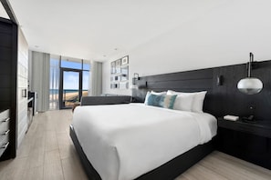 Deluxe Room, 1 King Bed, Terrace, Oceanfront | In-room safe, iron/ironing board, free cribs/infant beds, free WiFi