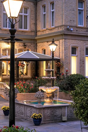 Exterior - The Tower Hotel (Harwich)