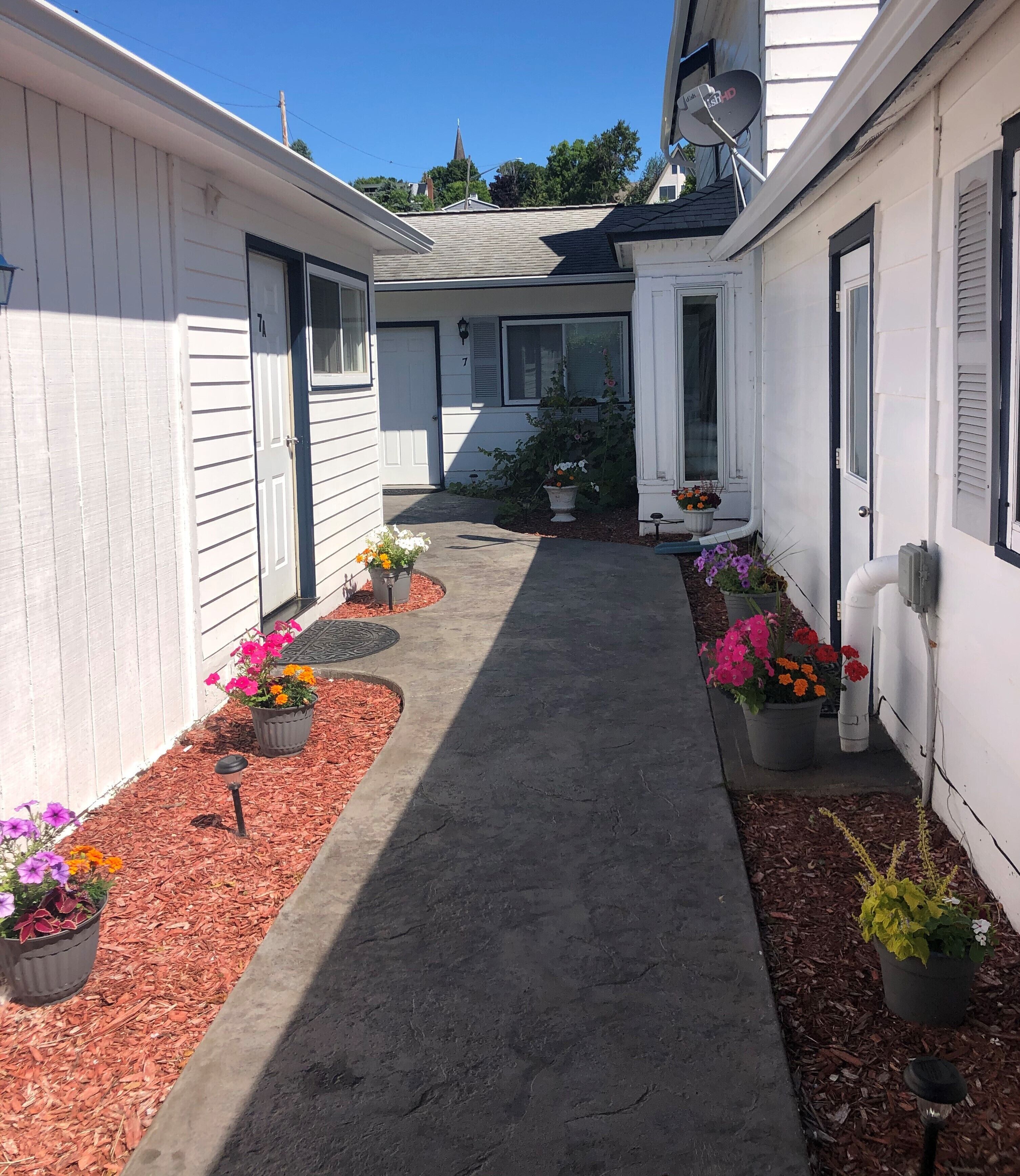 Standard Double Room, Ensuite, Courtyard View (1st Floor, Non-ADA) | Garden