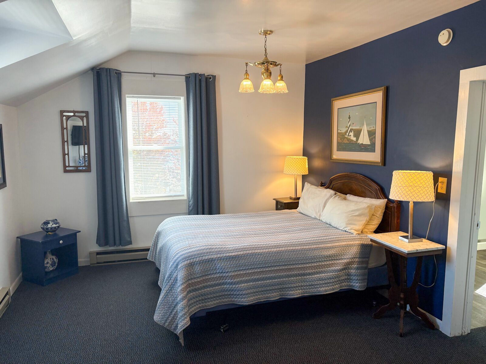 Double Room, Ensuite, Lake View (Private Deck, Non-ADA)