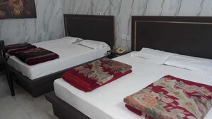 Deluxe Room - Bless Inn (New Delhi)