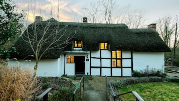Brookside Cottage | Sábanas de algodón egipcio y ropa de cama de alta calidad