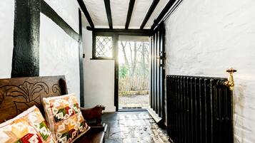 Brookside Cottage | Egyptian cotton sheets, premium bedding, memory foam beds, in-room safe