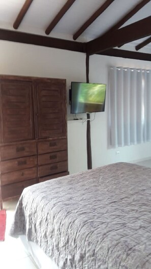 Superior Suite, Balcony, Pool View | Free WiFi, bed sheets