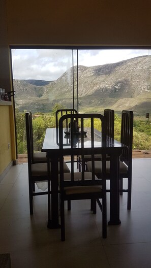 تناول الطعام