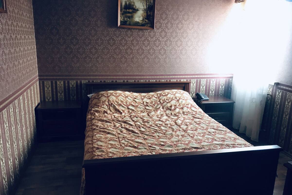Apartment, 2 Bedrooms | Desk, bed sheets