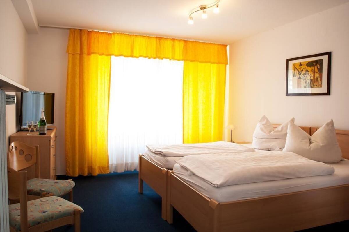 Apartment, 2 Bedrooms (2) | Iron/ironing board (on request), cribs (free), WiFi (free), bed sheets