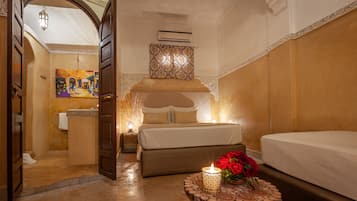 Premium bedding, in-room safe, individually decorated