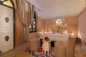 Premium bedding, in-room safe, individually decorated - Riad Kech Soul Boutique & SPA (Marrakech)