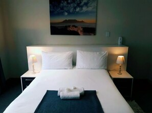 Apartment | Desk, iron/ironing board, free cribs/infant beds, free WiFi - Midrand Guesthouse - TASA (Midrand)