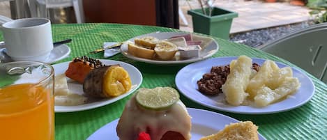 Petit déjeuner buffet compris tous les jours