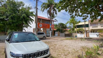 Ubetjent parkering (inkludert)
