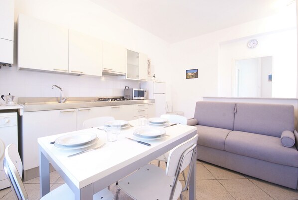 Apartment, 1 Schlafzimmer | Wohnzimmer | Flachbildfernseher