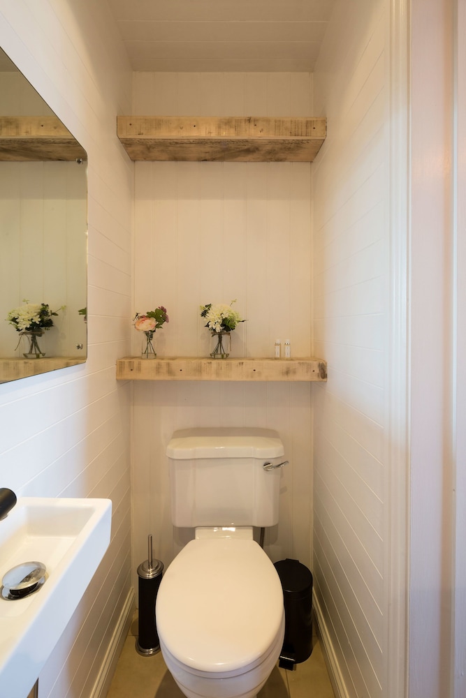 One Broad Street by null