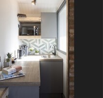 复式房 | 私人简易厨房 | 冰箱、微波炉、意式浓缩咖啡机、茶具/咖啡用具