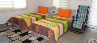 Byblos City Square, Studio