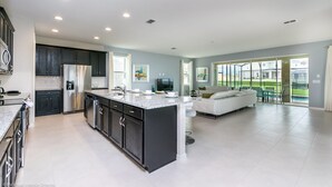 Private kitchen - H9025amazing New 9 Bedroom 6 Bathroom Resort Villa (Kissimmee)