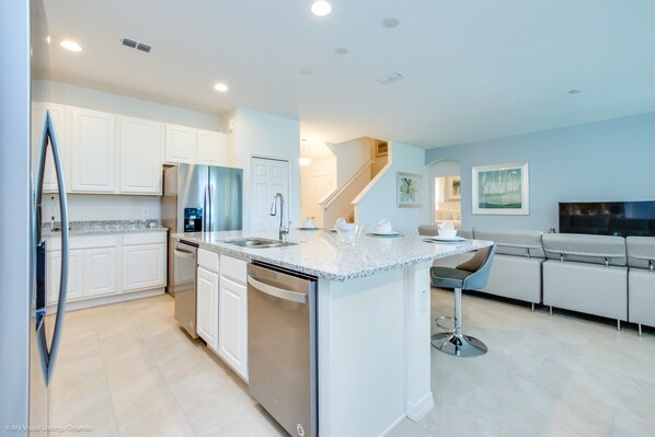 Villa (Multiple Bedrooms) | Private kitchen - H6116beautiful 9bedroom 7bathroom Resort Property (Davenport)