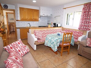 Televisión, chimenea