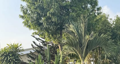LaRosa Executive Guest House