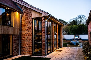 Exterior - Baraset Barn (Stratford-upon-Avon)