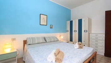 Classic House, 2 Bedrooms (Appennini 20/d) | 2 bedrooms, blackout curtains