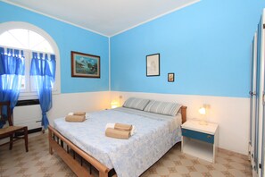 Classic House, 2 Bedrooms (Appennini 20/d)