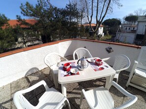 Classic House, 2 Bedrooms (Appennini 20/d) | Terrace/patio - Appennini Villas (Comacchio)