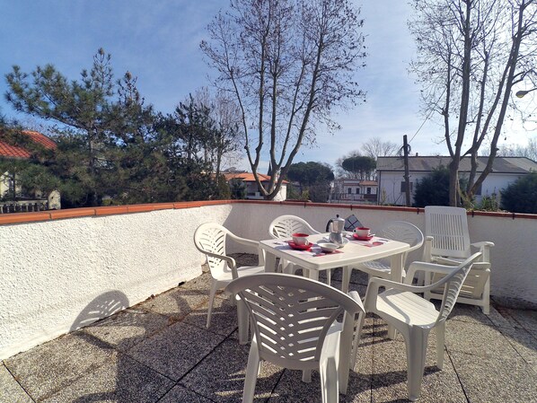 Classic House, 2 Bedrooms (Appennini 20/d) | Balcony view