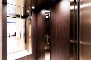 Interior detail - Le Theatre (Suresnes)