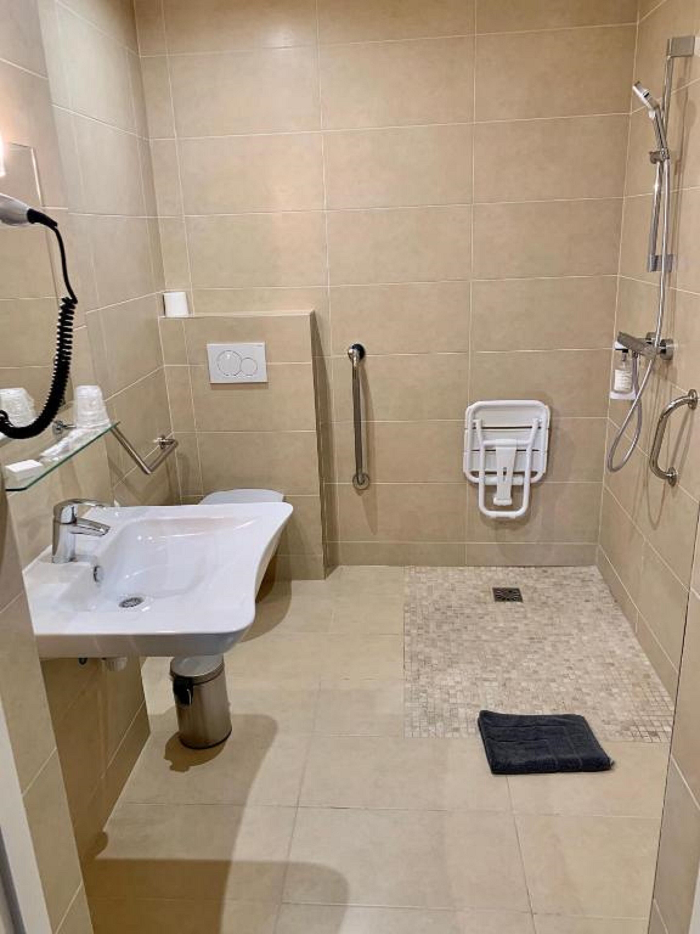 superior single room, 1 large single bed, accessible, city view | individually decorated, individually furnished, desk, blackout curtains