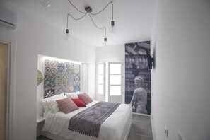 1 bedroom, in-room safe, iron/ironing board, WiFi - "OFFER" - Piazza Pretoria (Palermo)