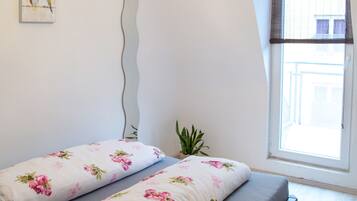 Apartment (incl. cleaning Fee 50 EUR) | Free WiFi, bed sheets