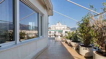Apartment, 3 Bedrooms | Balcony
