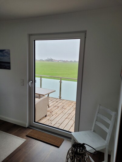 huus no. 11 - Cottage on the dike