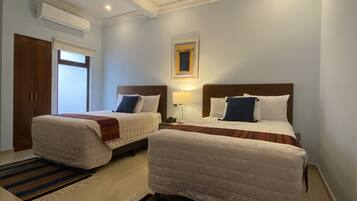 Suite superior, 2 camas Queen size | Sábanas de algodón egipcio, ropa de cama de alta calidad y edredón