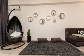 Living area - Falcon apartments - Rustaveli (Dzveli Tbilisi)