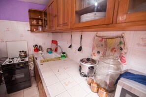 Fridge, microwave