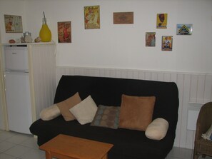 TV, DVD player, music library