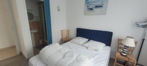 4 Schlafzimmer, Bügeleisen/Bügelbrett, Reisekinderbett, kostenloses WLAN