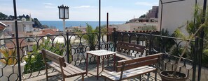 Property grounds - Economy family apartment (Ulcinj)