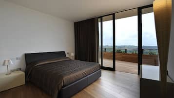 3 soverom, strykejern/-brett, wi-fi (inkludert) og sengetĂžy