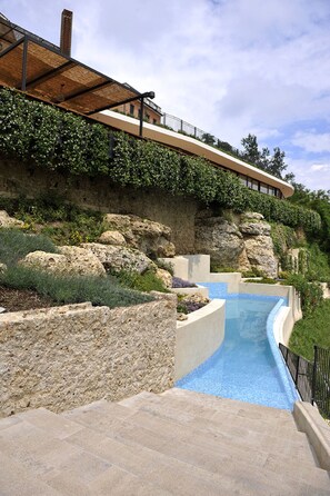 Piscine extérieure