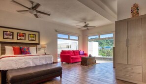 Deluxe-Studio, 1 Queen-Bett und Schlafsofa, Poolzugang | Zimmersafe, Verdunkelungsvorhänge, Bügeleisen/Bügelbrett