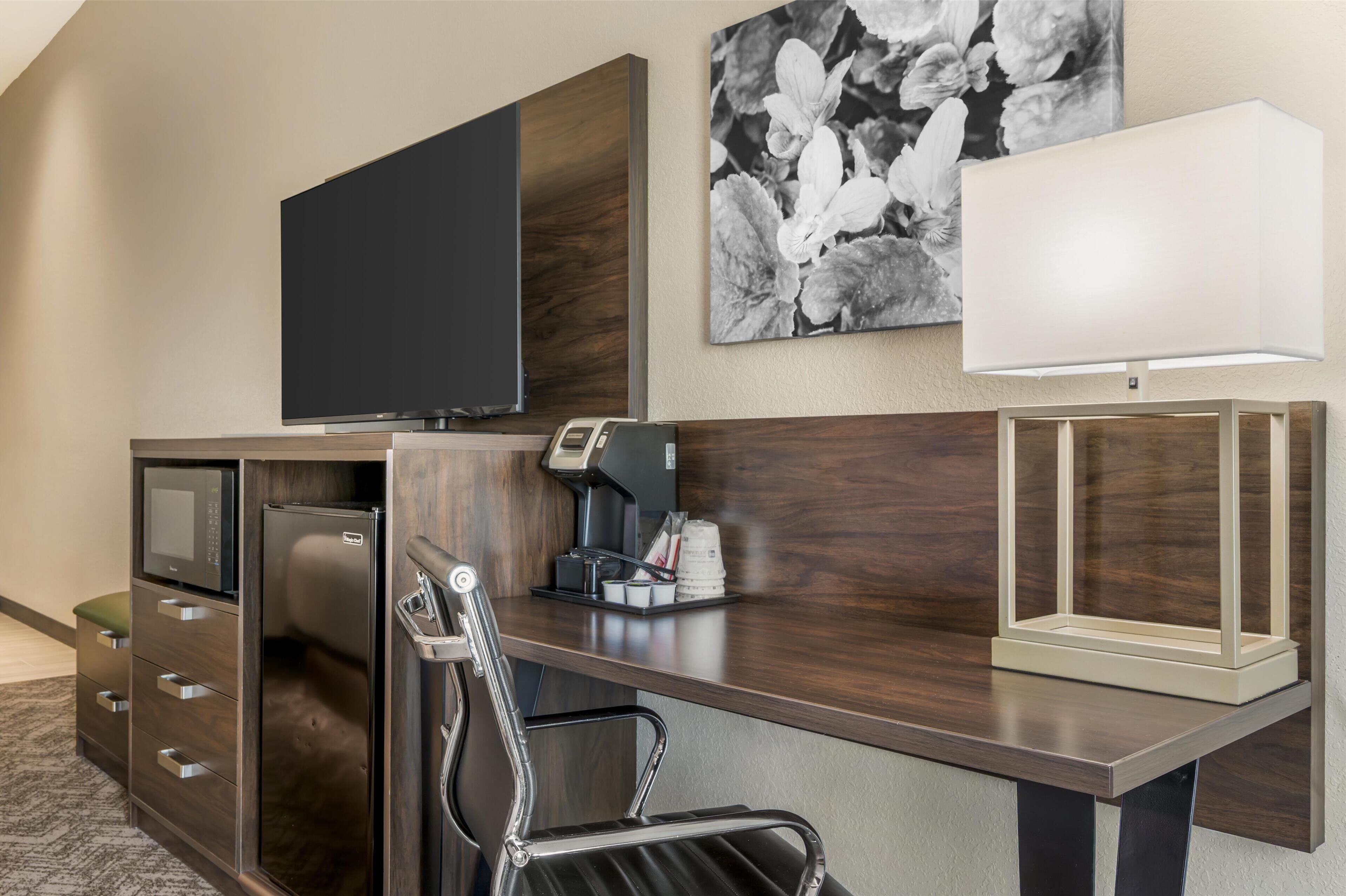 standard room, 2 queen beds, accessible, non smoking | pillow-top beds, desk, iron/ironing board, free cots/infant beds