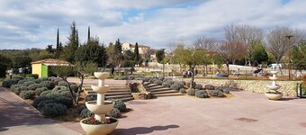 "Provençal charm", Apartment of character, classified 2 *