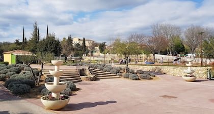 "Provençal charm", Apartment of character, classified 2 *