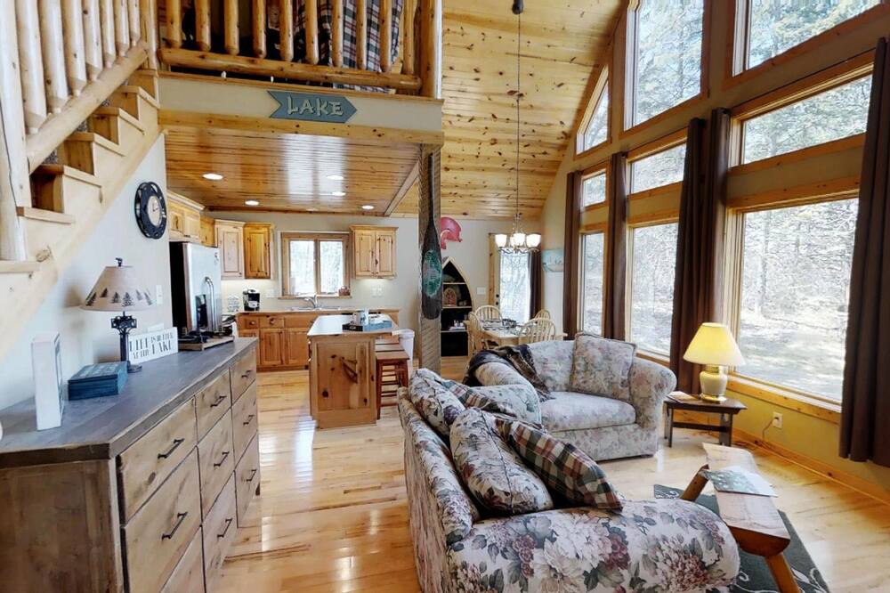 Lakefront Hideaway - Silver Lake, MN