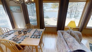 House (3 Bedrooms) | Property amenity